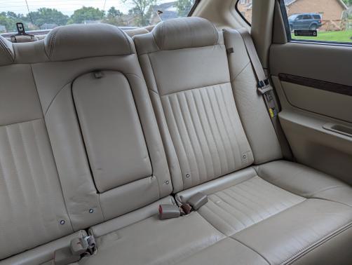 Photo 5 of 7 of 2002 Chevrolet Impala LS