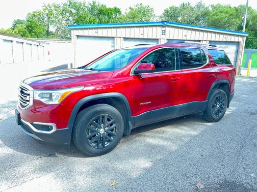 Red 2019 GMC Acadia SLT-1