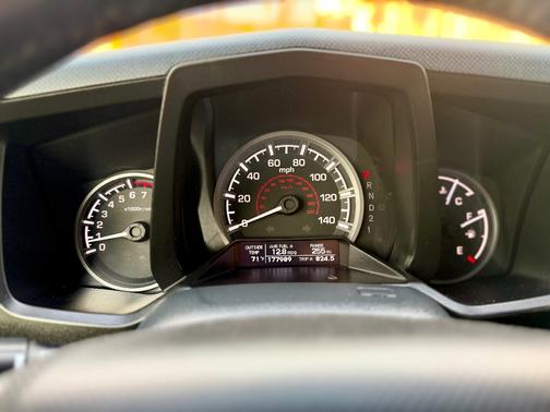 Gray 2010 Honda Ridgeline RTL