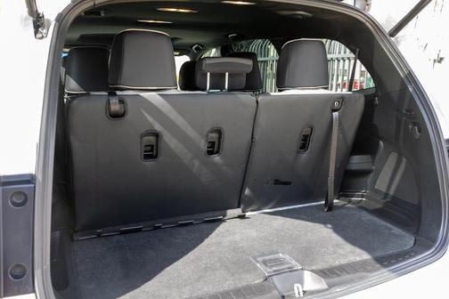 White 2022 Honda Pilot TrailSport