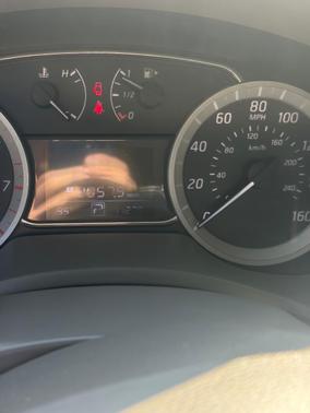 Red 2014 Nissan Sentra SV