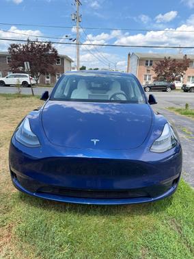 Blue 2024 Tesla Model Y Long Range