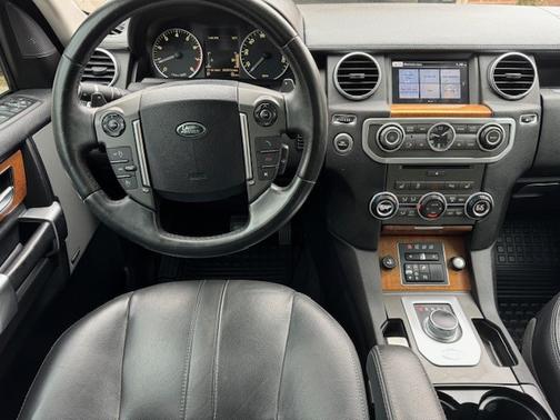2016 Land Rover LR4 HSE