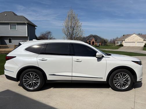 2023 Acura MDX Advance Package