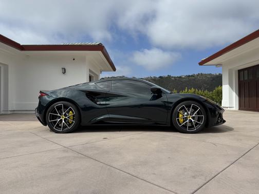 2024 Lotus Emira V6 First Edition