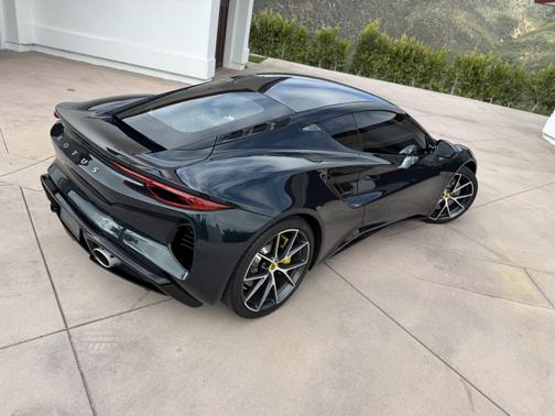 2024 Lotus Emira V6 First Edition