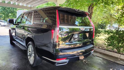 2021 Cadillac Escalade ESV Luxury