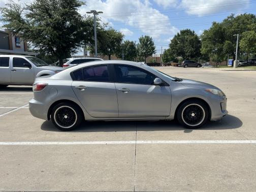 2012 Mazda Mazda3 i Sport