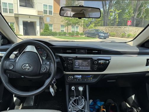 2014 Toyota Corolla LE Plus