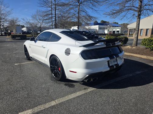 2021 Ford Shelby GT500 Base
