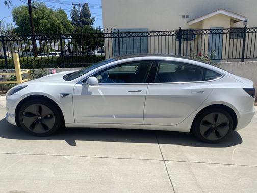 2020 Tesla Model 3 Standard Range Plus