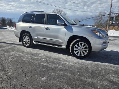 2008 Lexus LX 570 Base