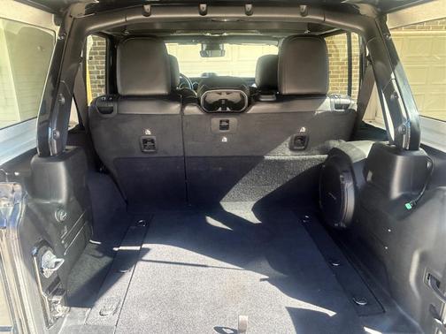 Black 2020 Jeep Wrangler Unlimited Sahara