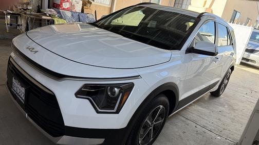 2025 Kia Niro EX