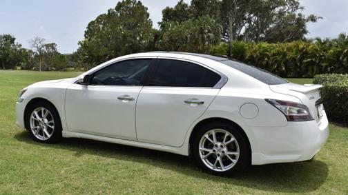 2014 Nissan Maxima SV