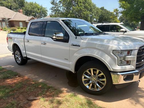 White 2016 Ford F-150 Lariat
