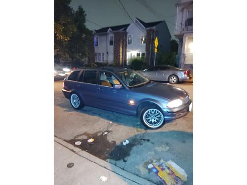 2001 BMW 325 i