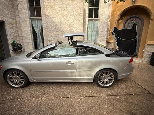 Silver 2007 Volvo C70 Base