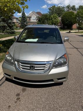 Silver 2008 Honda Odyssey EX-L