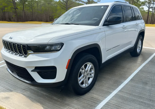 2023 Jeep Grand Cherokee Laredo