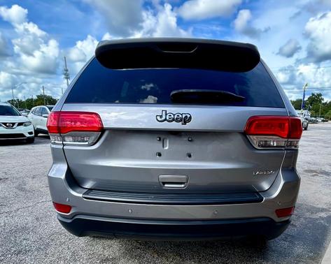 Gray 2018 Jeep Grand Cherokee Laredo