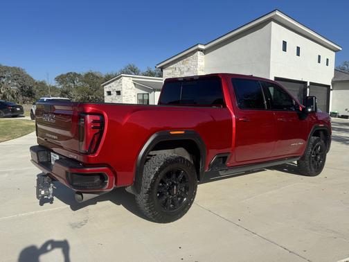 2024 GMC Sierra 2500 AT4