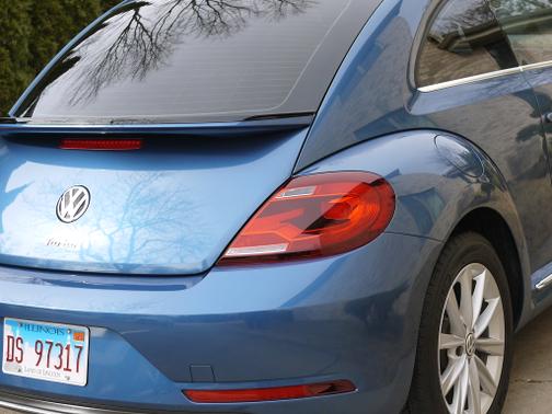 2019 Volkswagen Beetle 2.0T SE
