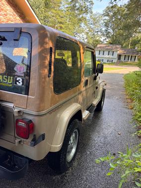1994 Jeep Wrangler SE 4WD
