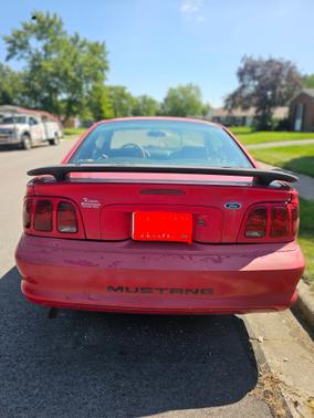 Red 1998 Ford Mustang Base