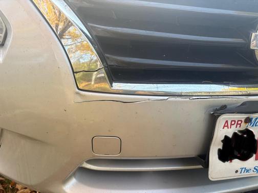 Silver 2014 Nissan Altima 2.5 SV