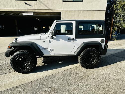 2017 Jeep Wrangler Sport