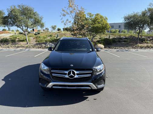 2018 Mercedes-Benz GLC 300 Base