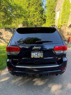 Blue 2017 Jeep Grand Cherokee Overland