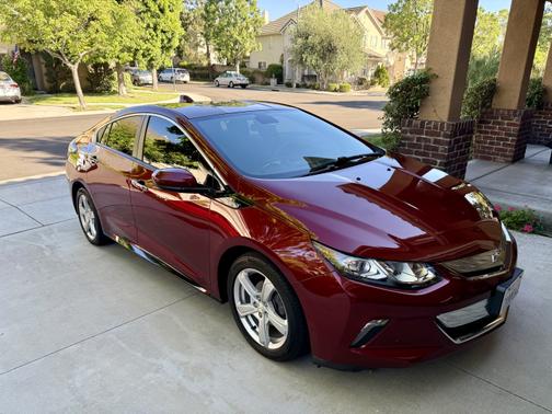 2017 Chevrolet Volt LT