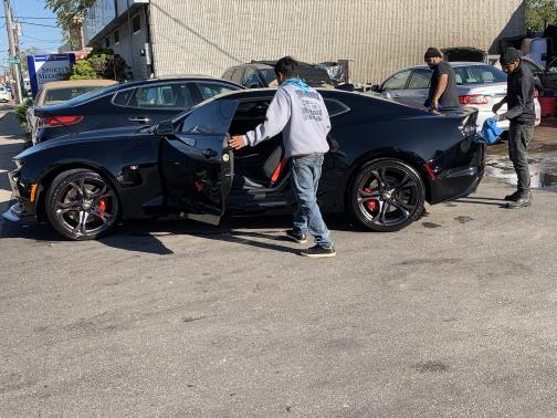 Photo 3 of 5 of 2020 Chevrolet Camaro 2SS