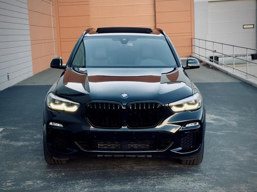 Black 2020 BMW X5 sDrive40i