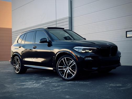 Black 2020 BMW X5 sDrive40i