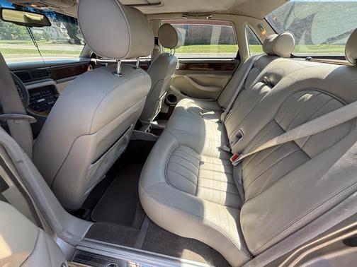 1996 Jaguar XJ6 Base