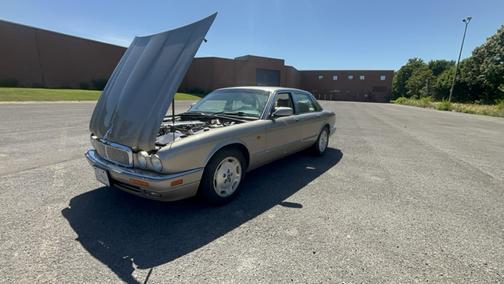 1996 Jaguar XJ6 Base