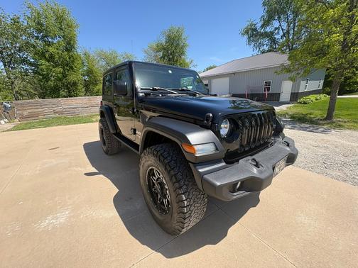 Black 2019 Jeep Wrangler Sport