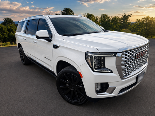 White 2023 GMC Yukon XL Denali