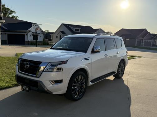 2021 Nissan Armada Platinum