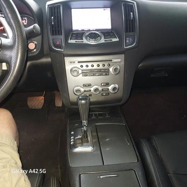 White 2012 Nissan Maxima SV