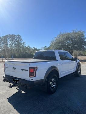 2017 Ford F-150 Raptor