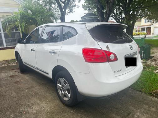 2011 Nissan Rogue S