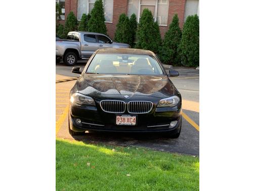 Photo 2 of 7 of 2013 BMW 535 i xDrive