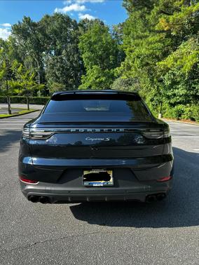 Blue 2021 Porsche Cayenne Cayenne S