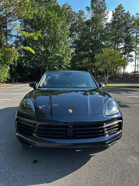 Blue 2021 Porsche Cayenne Cayenne S