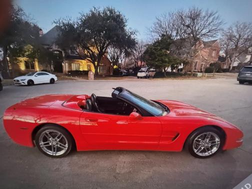 1999 Chevrolet Corvette Base