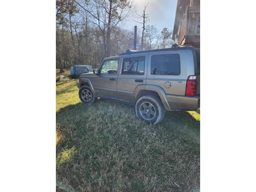 2006 Jeep Commander Base
